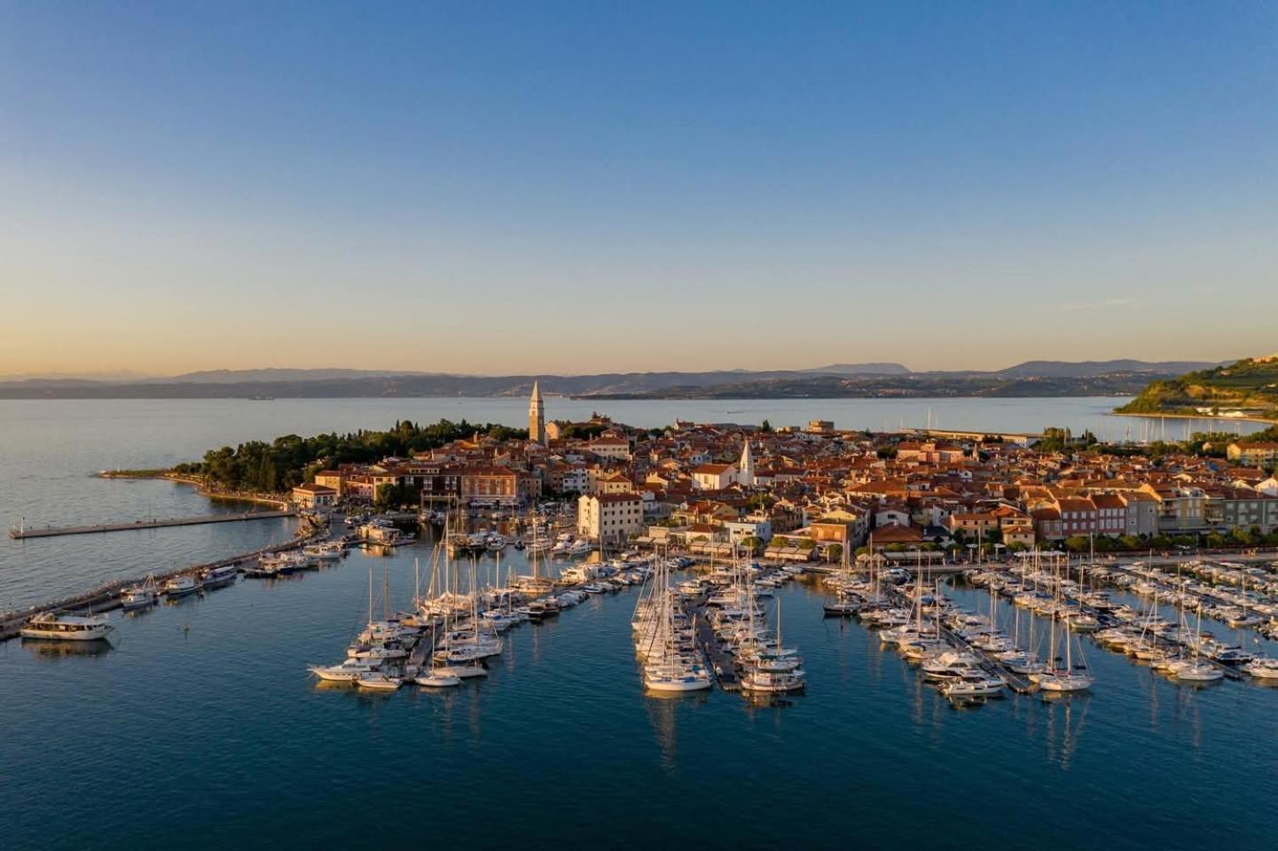 Apartma Rea Izola, Pergola & Terassa, Parking Экстерьер фото